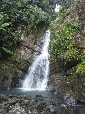 Rio espiritu santo waterfall